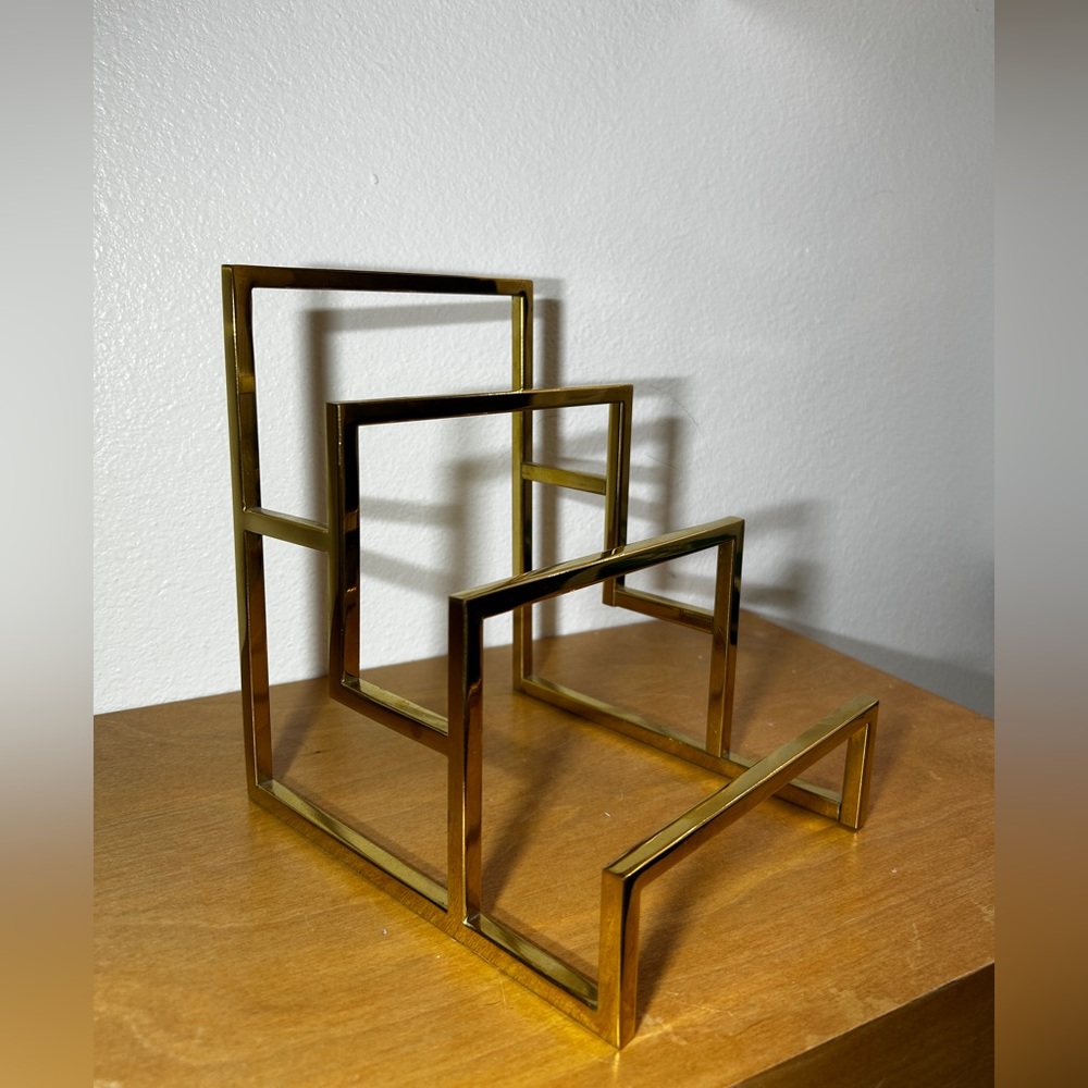 Wallet Display Stand - Picture 7 of 9